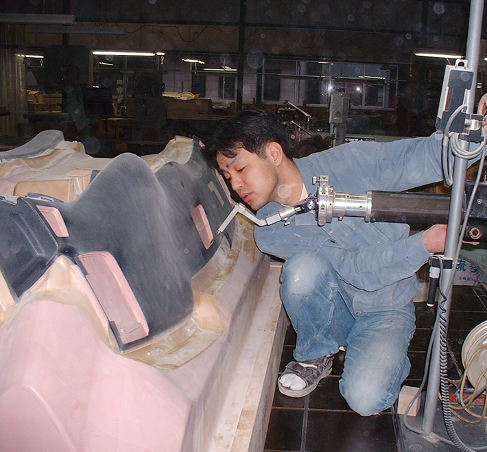 精度と加工の実現性を高める木型職人の技